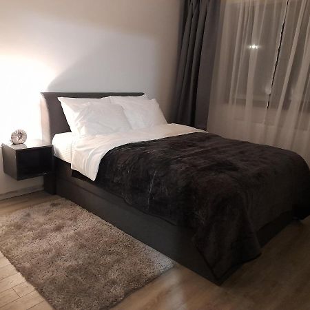 Popas Apartment Μπρασόβ Εξωτερικό φωτογραφία